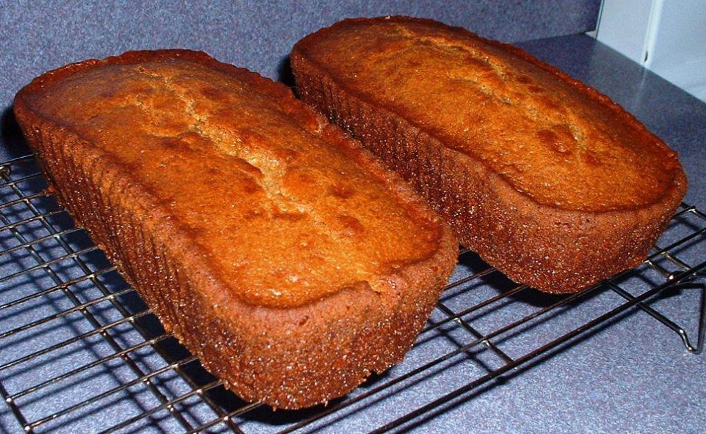 Butterscotch Amish Friendship Bread by Becky Lewis ♥ friendshipbreadkitchen.com