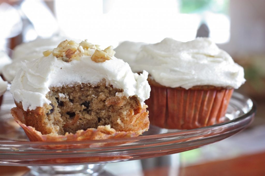 Carrot Cake Amish Friendship Bread ♥ friendshipbreadkitchen.com