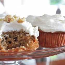 Carrot Cake Amish Friendship Bread ♥ friendshipbreadkitchen.com