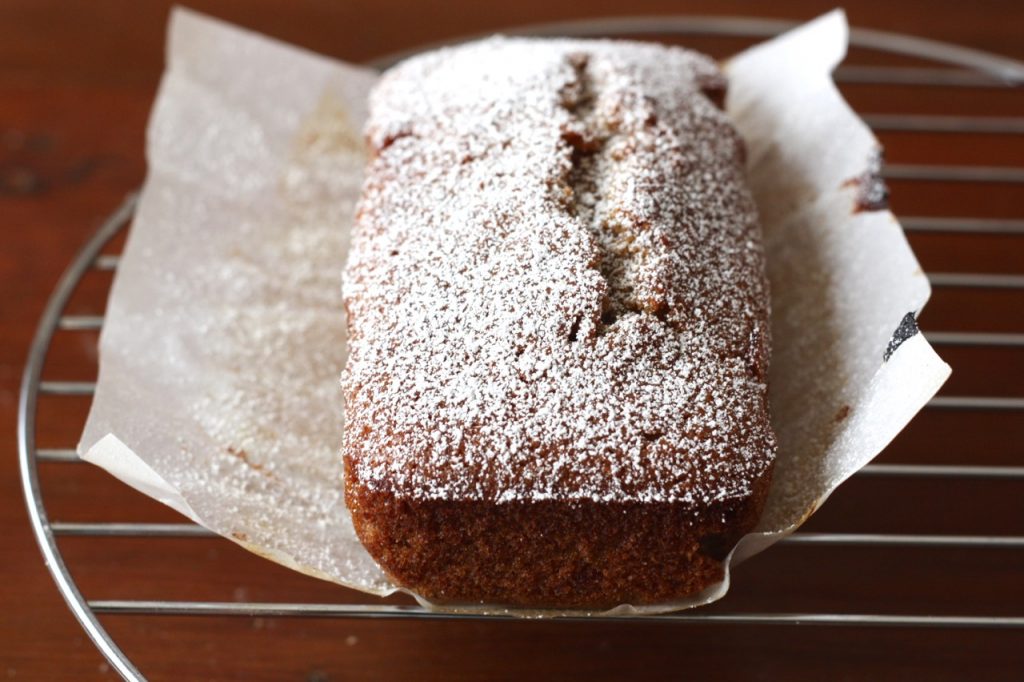 Persimmon Spice Amish Friendship Bread ♥ friendshipbreadkitchen.com