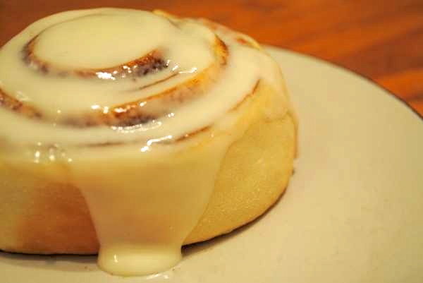 Amish Friendship Bread Cinnamon Rolls on plate