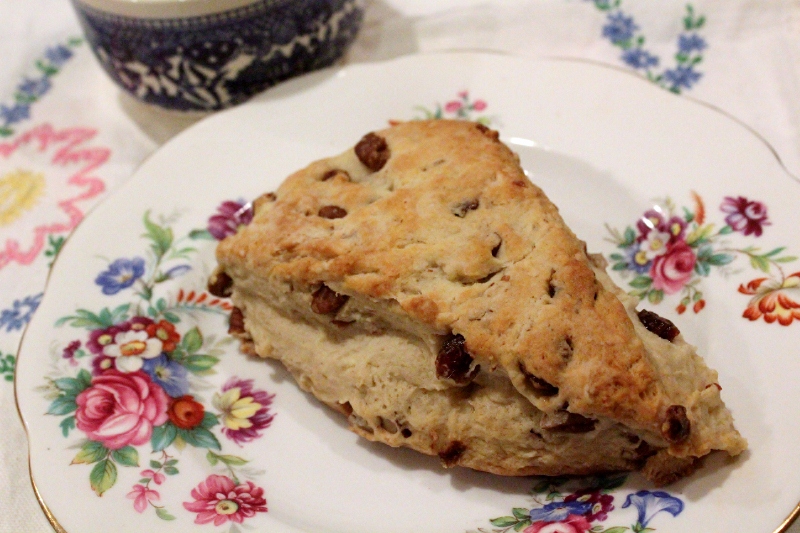 Date Pecan Scone Amish Friendship Bread Recipe by Suzy ♥ friendshipbreadkitchen.com
