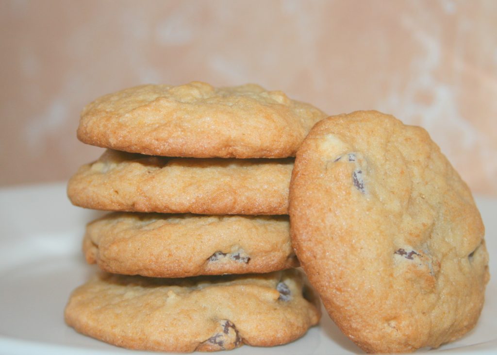 Amish Friendship Bread Chocolate Chip Cookies ♥ https://www.friendshipbreadkitchen.com