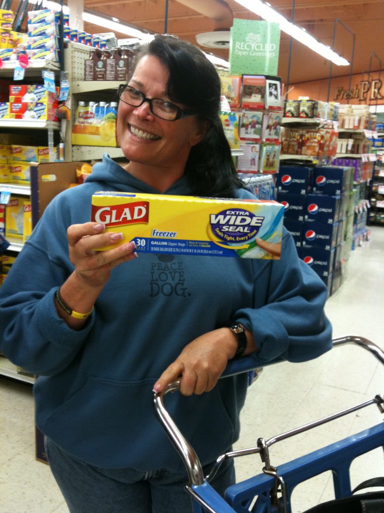 Lori Getting Ready to Make and Share Amish Friendship Bread Starter ♥ friendshipbreadkitchen.com