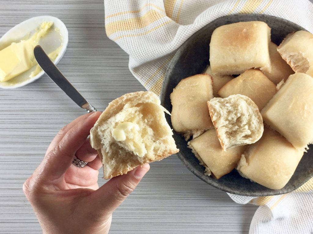 Potato Flake Amish Friendship Bread Rolls | friendshipbreadkitchen.com