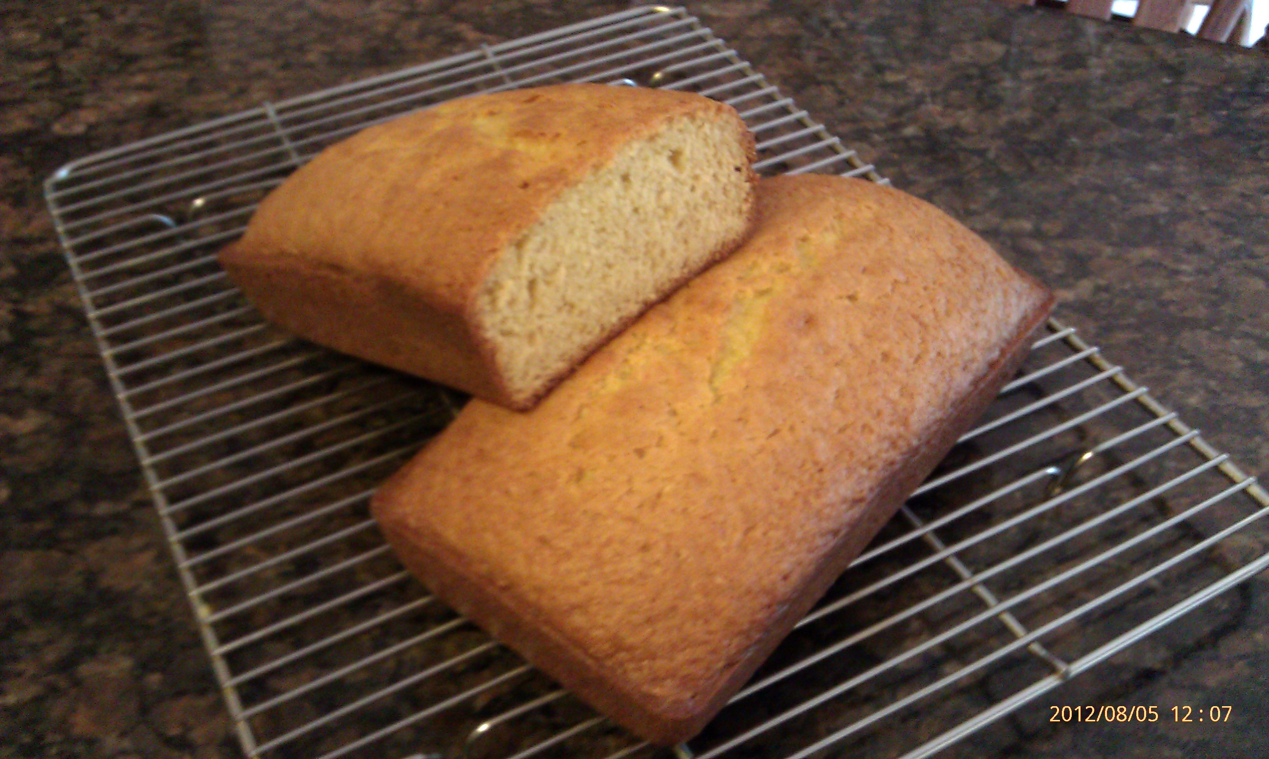 Cardamom Amish Friendship Bread by Donna Bennet Bania | friendshipbreadkitchen.com