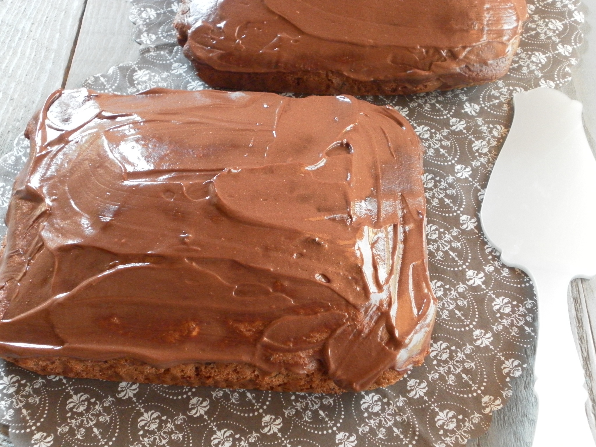 Dark Chocolate Almond Amish Friendship Bread by Lucia Ciattaglia | friendshipbreadkitchen.com
