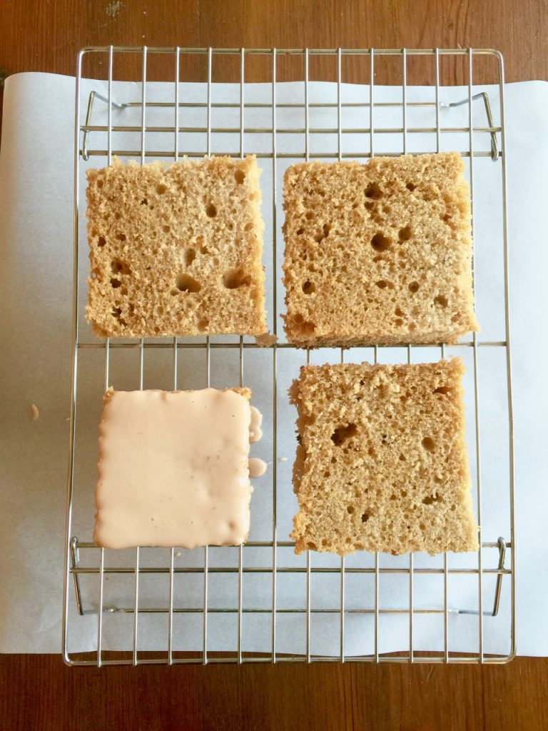 Earl Grey Amish Friendship Bread Tea Cake | friendshipbreadkitchen.com