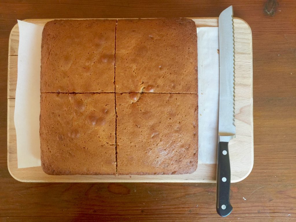 Earl Grey Amish Friendship Bread Tea Cake | friendshipbreadkitchen.com