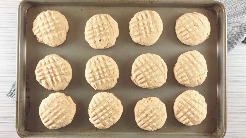 Amish Friendship Bread Peanut Butter Cookies | friendshipbreadkitchen.com