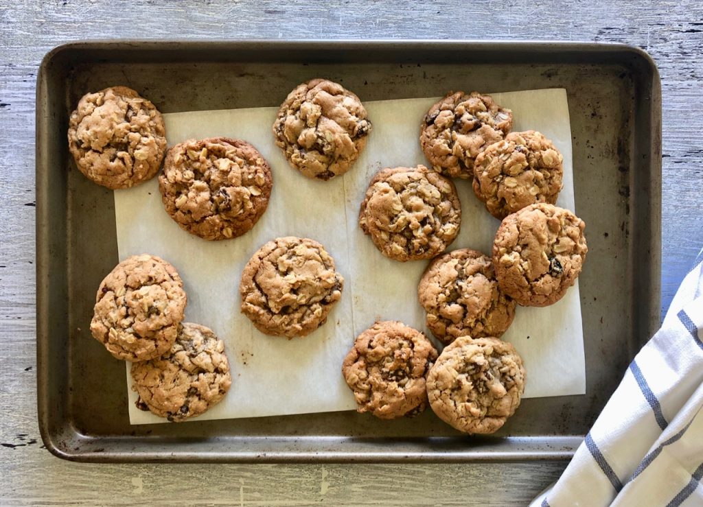 Amish Friendship Bread Oatmeal Raisin Cookies