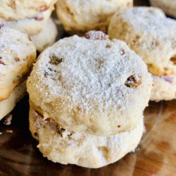 Amish Friendship Bread Pecan Sandies Cookies