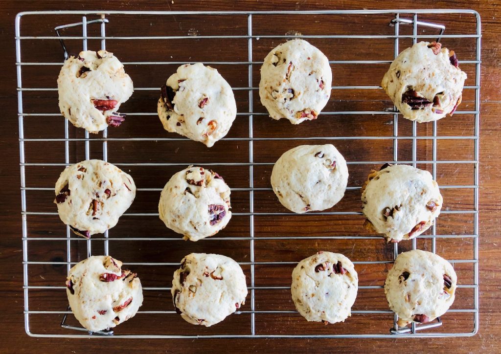 Amish Friendship Bread Pecan Sandies Cookies