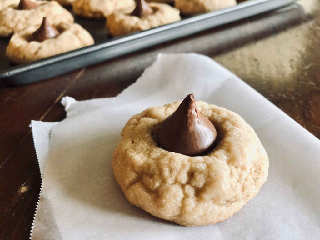 Amish Friendship Bread Peanut Butter Blossom Cookies | friendshipbreadkitchen.com